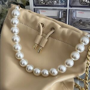 Pearl bag charme handle